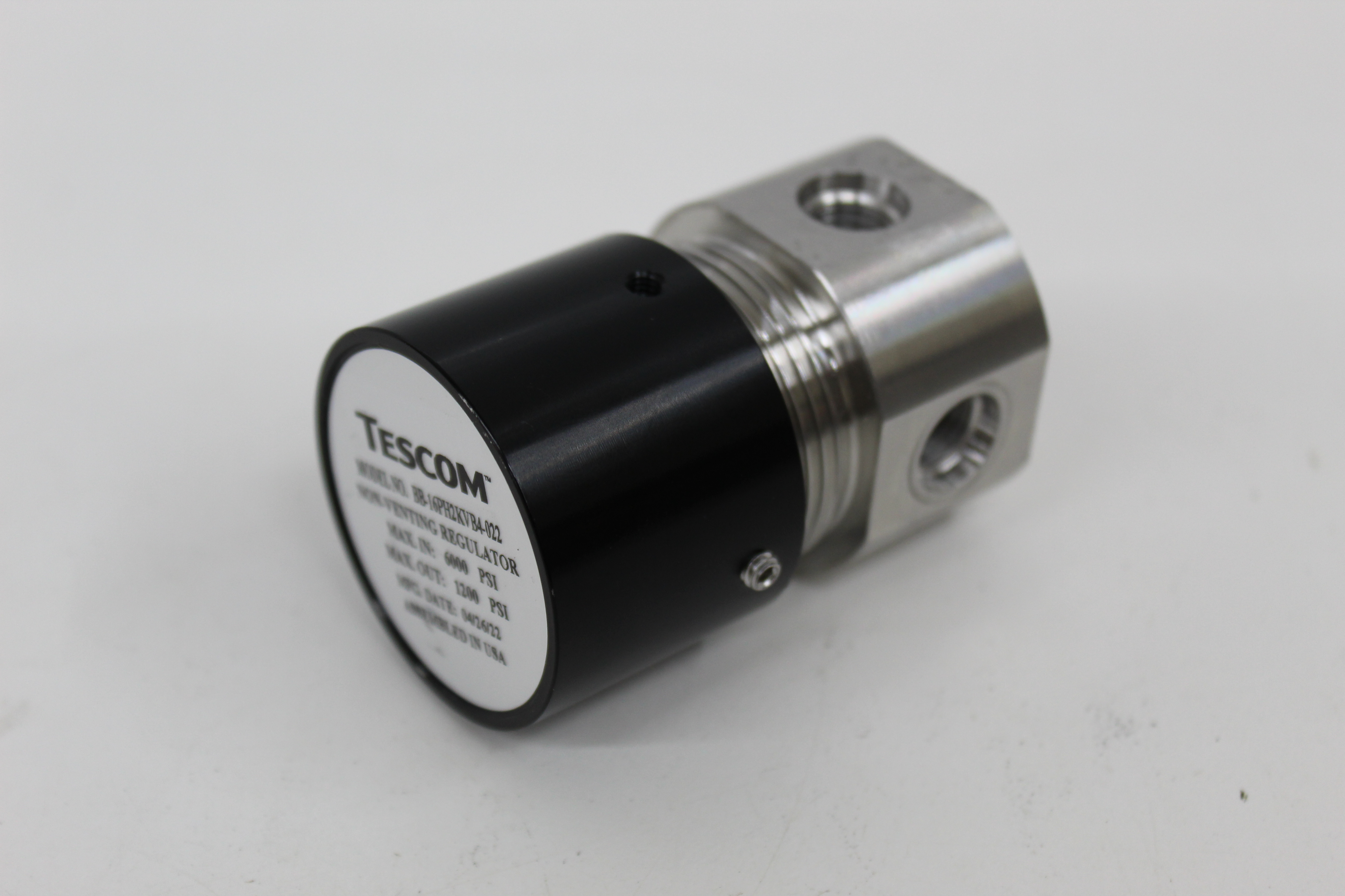 Used TESCOM BB-16PH2KVB4-022 High Pressure Non-Venting Regulator
