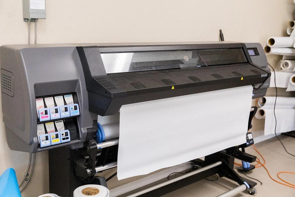 Used HP 315 Latex Printer With Extras - For Parts