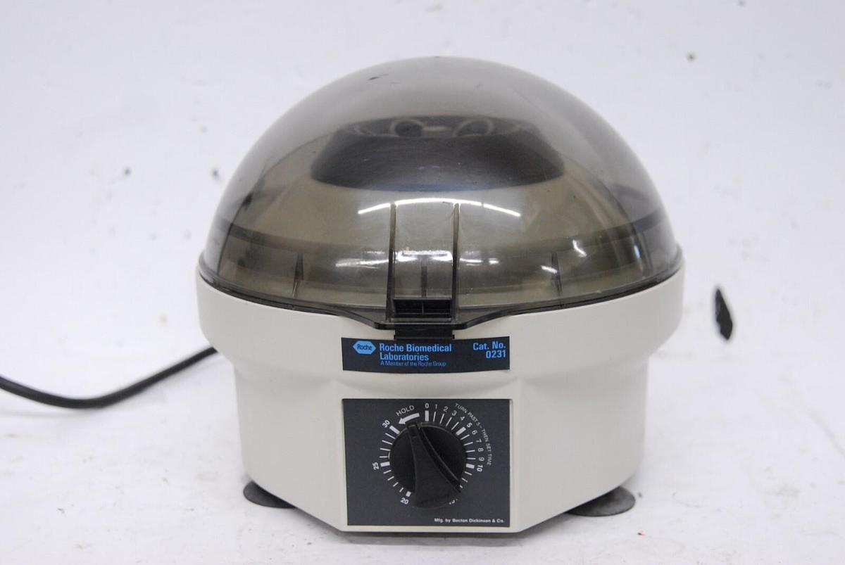 Used Clay Adams 420225 Compact II Centrifuge (Roche 0231) W/ 6-Place Rotor 3200 RPM