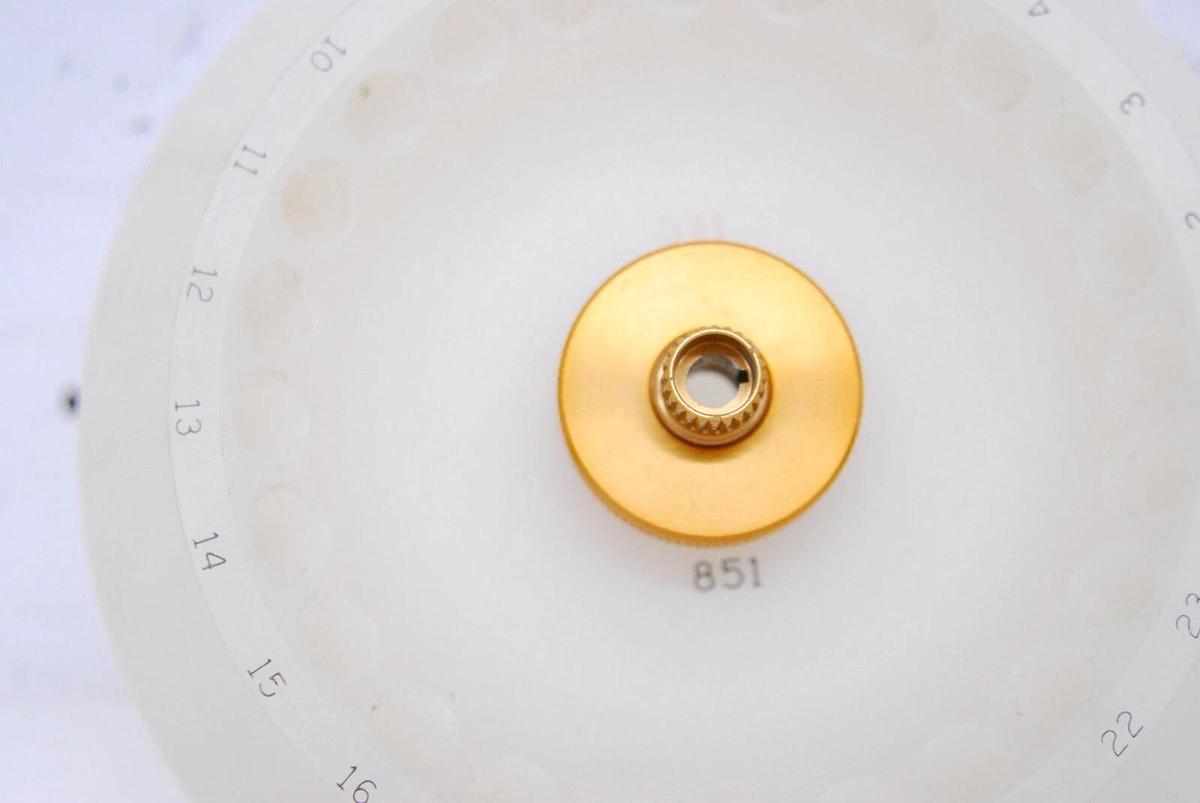 Used IEC 851 24 Slot Fixed Angle Rotor W/ Adapter