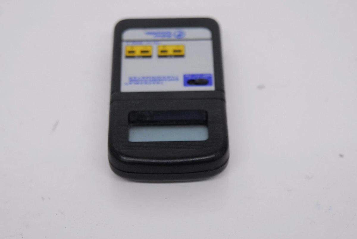 Used Fisher Scientific 15-077-11 Traceable Expanded-Range Thermometer - TESTED