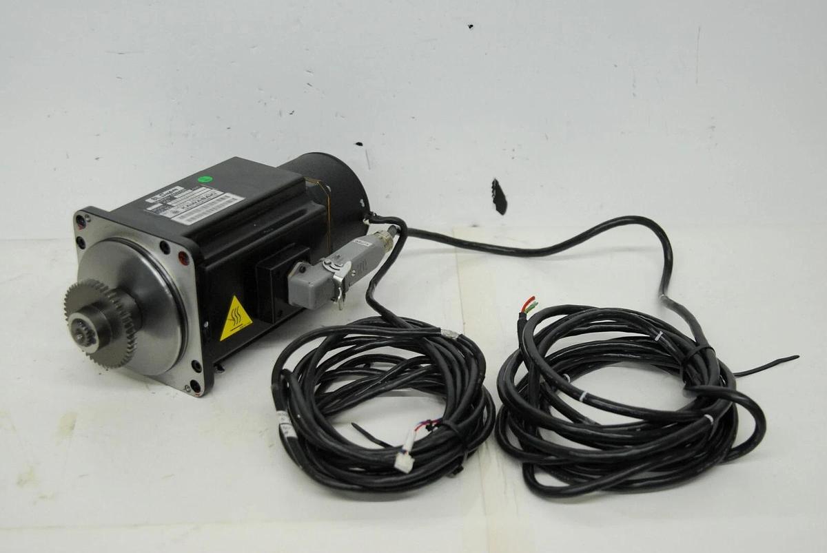 Used Kawasaki Sanyo Denki P60B13200LCX2C BL Super Servo Motor / 60490-1032RON Encoder