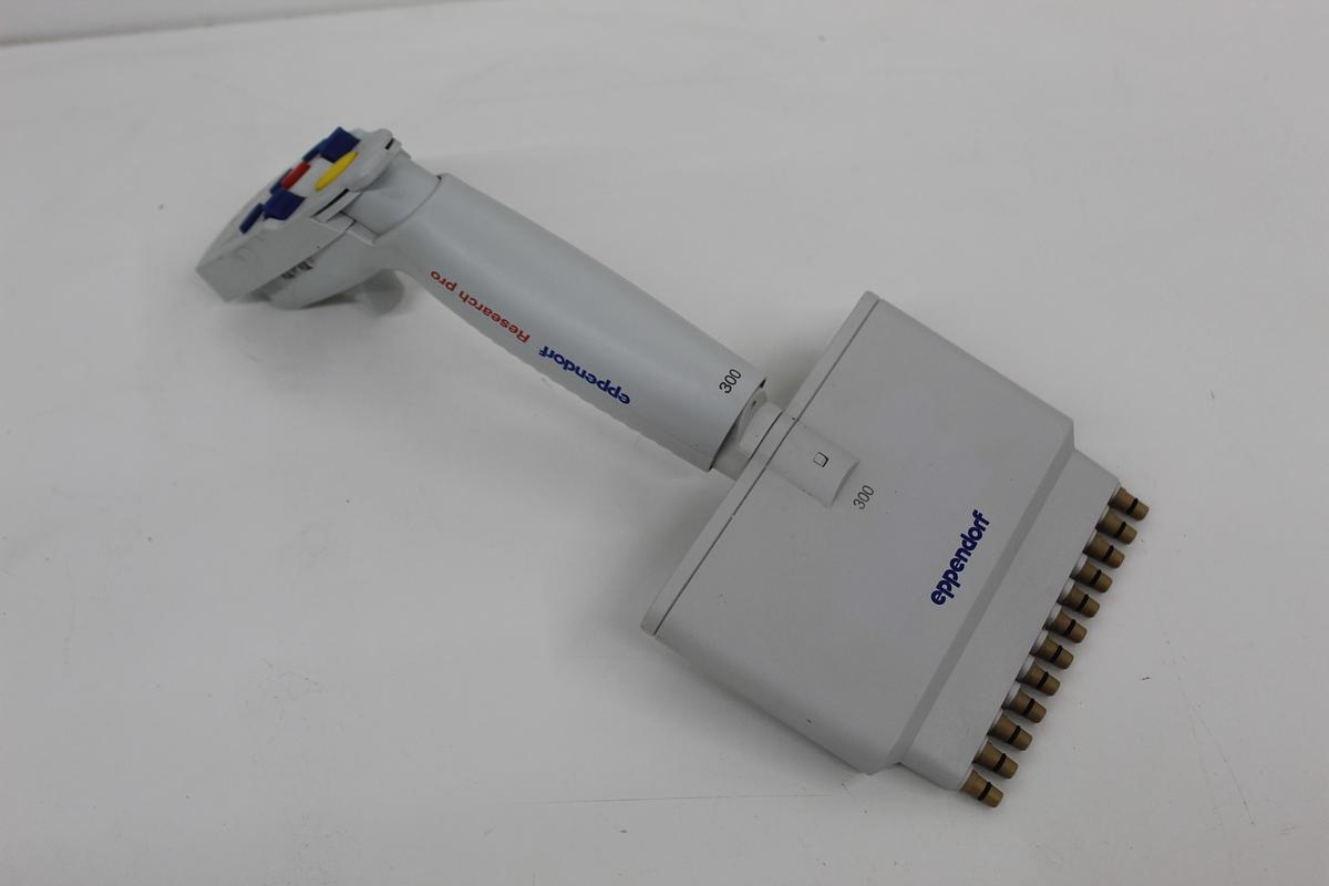 Used Eppendorf Research Pro 300 Pipette 20-300 uL