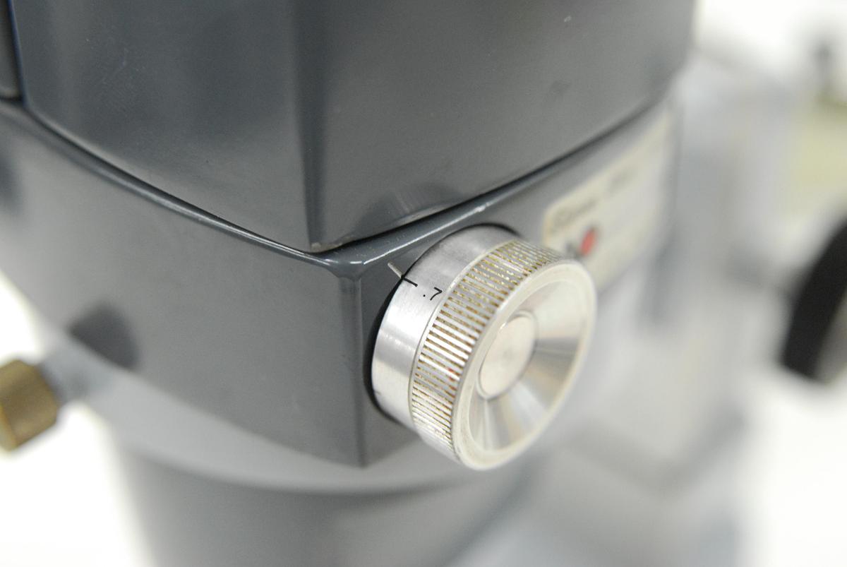 Used AO Stereo Star 569 .7x-3x Stereo Microscope W/ 655 Illuminator - TESTED WORKING