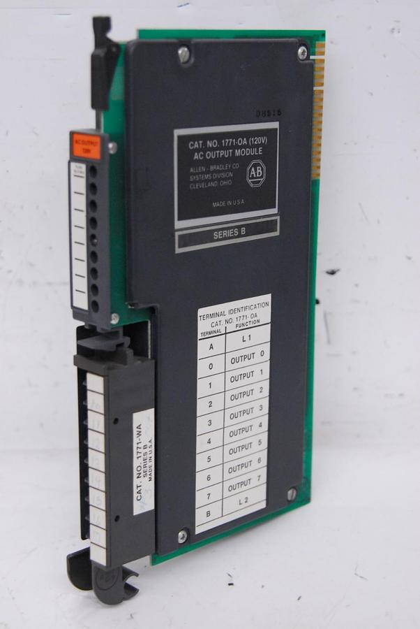 Used Allen-Bradley 1771-OA (120V) AC Output Module W/ Wire Arm 1771-WA