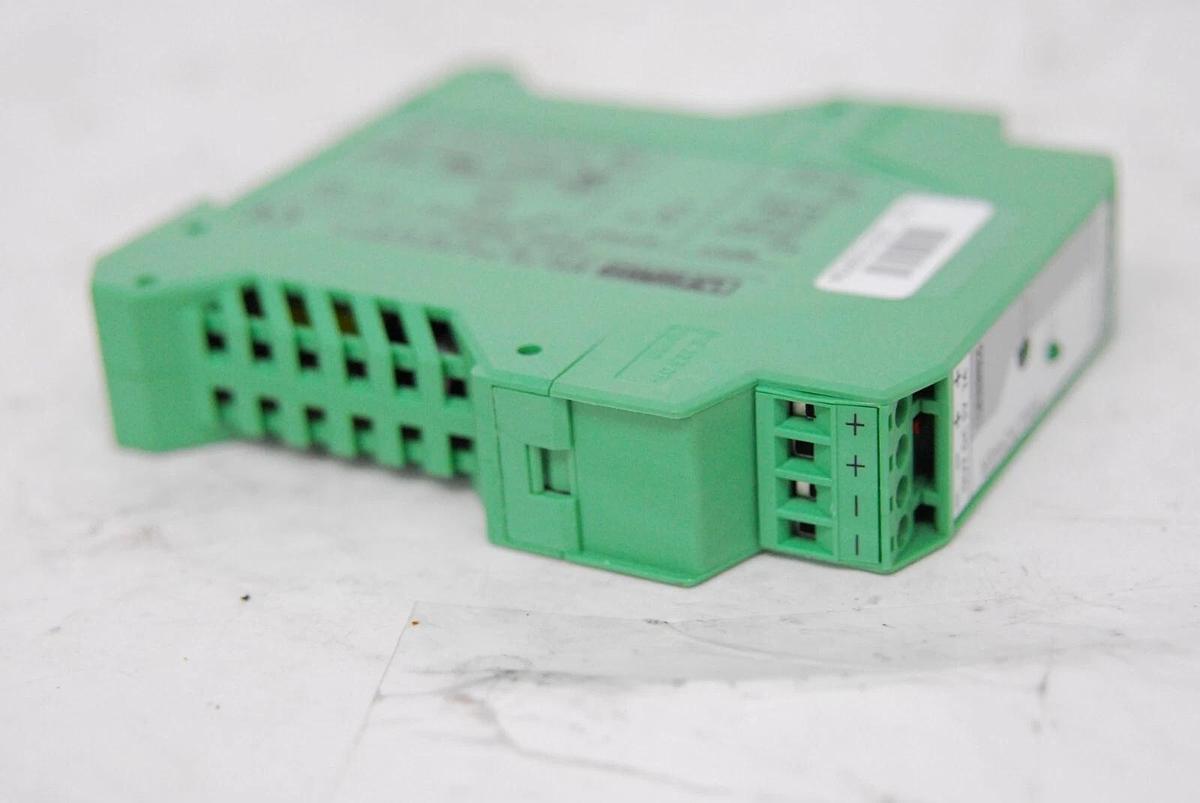 Used Phoenix Contact MINI-PS-100-240AC/5DC/3 DIN rail Mount Power Supply 5V 3A