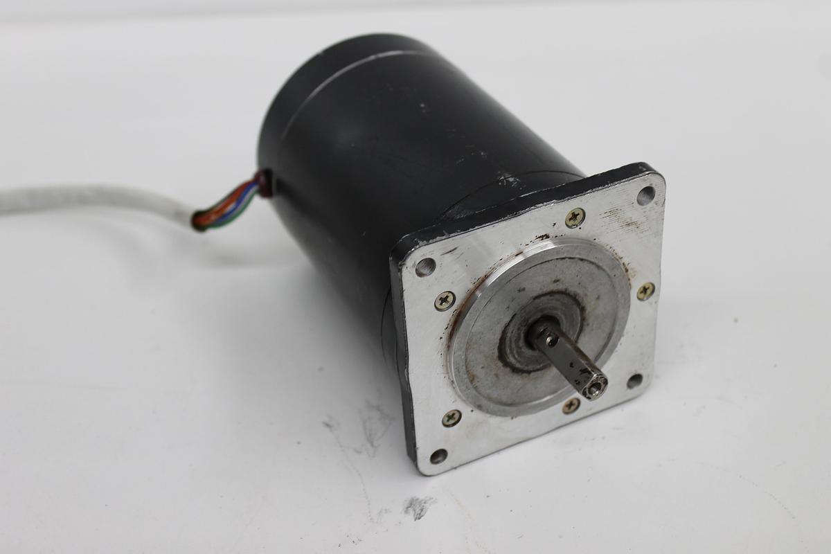 Used Vexta PH5913-A Stepping Motor
