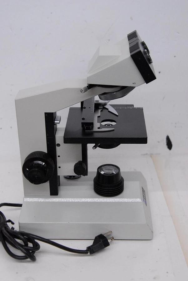 Used Meiji Techno Biological Microscope - READ DESCRIPTION