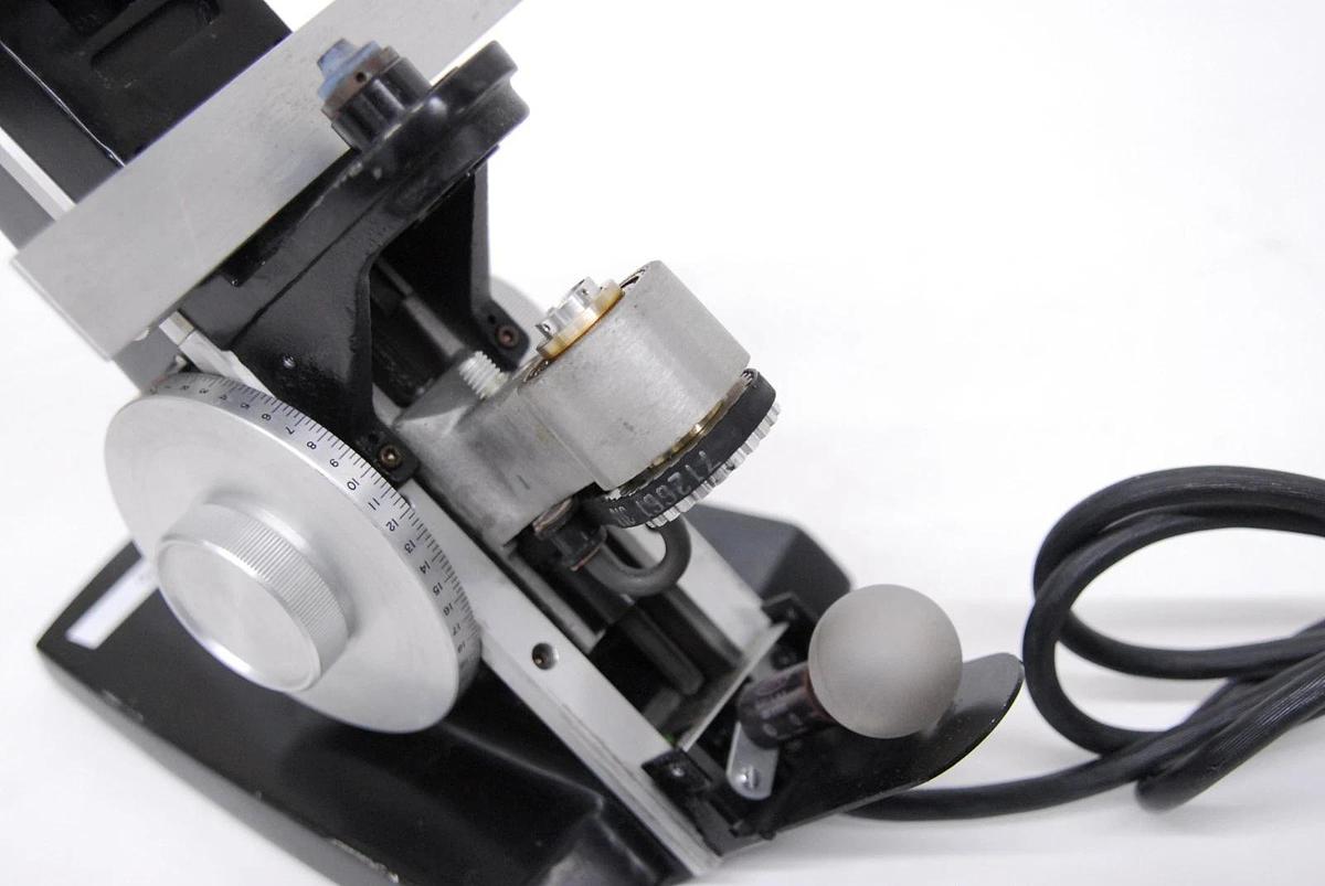 Used Bausch & Lomb 71-26-61 Lensometer (Lensmeter)