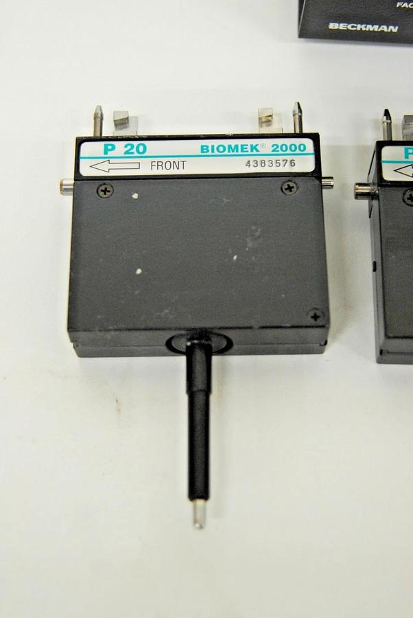 Used Beckman BIOMEK P20/P200L/MP200 Pipette Tools W/ Tool Holder (for BIOMEK 2000)