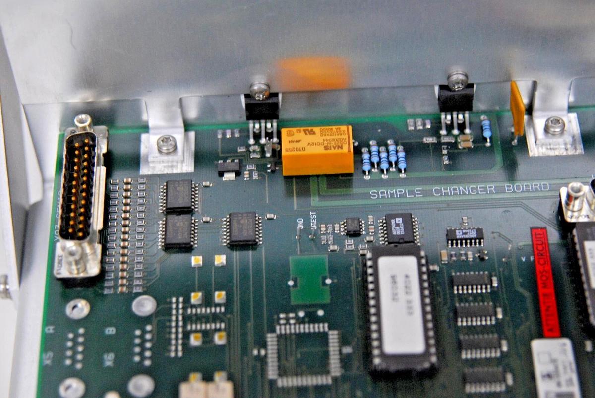 Used Philips 4022 332 8671 Sample Changer Board - PW2540 VRC Sample Changer