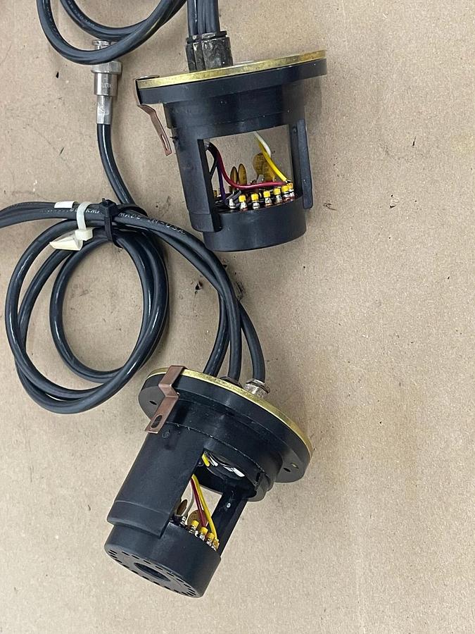 Used 2 Photomultiplier Assemblies 102888 00594722-L (Beckman LS 5000TD)