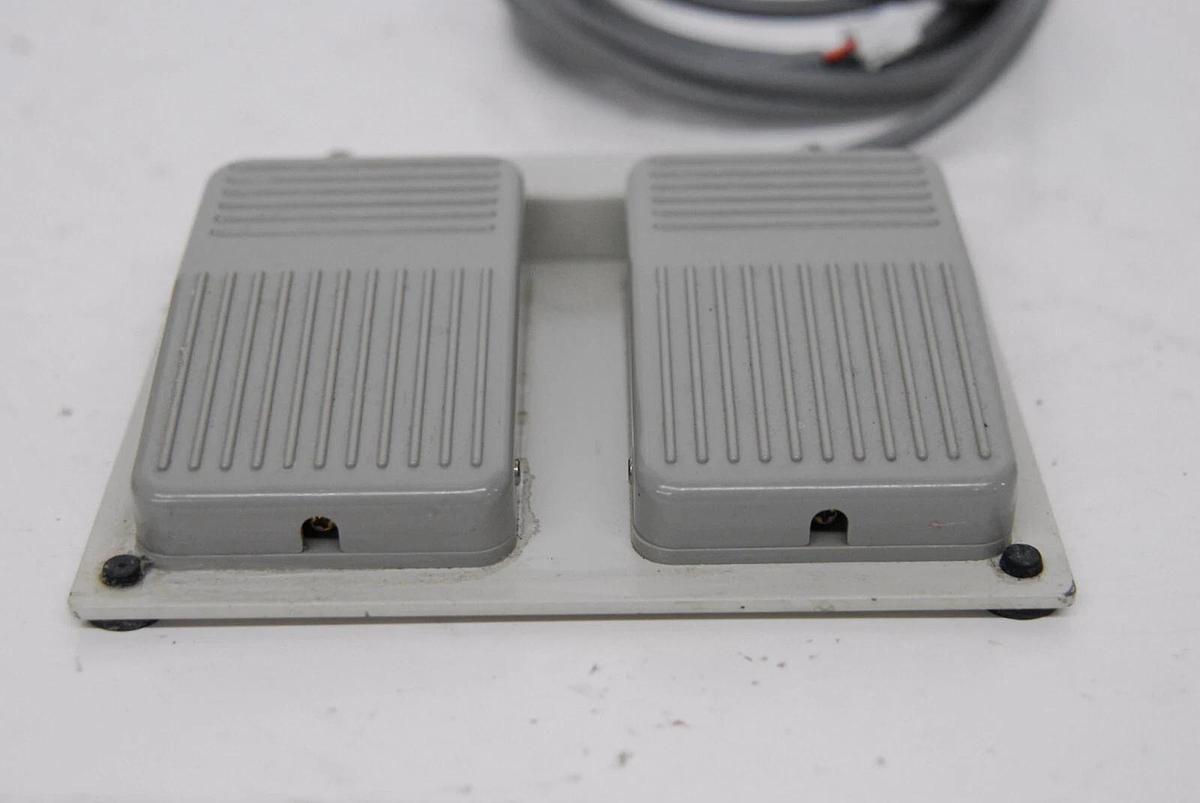 Used JEOL JEM-1230 Transmission Electron Microscope Foot Switch