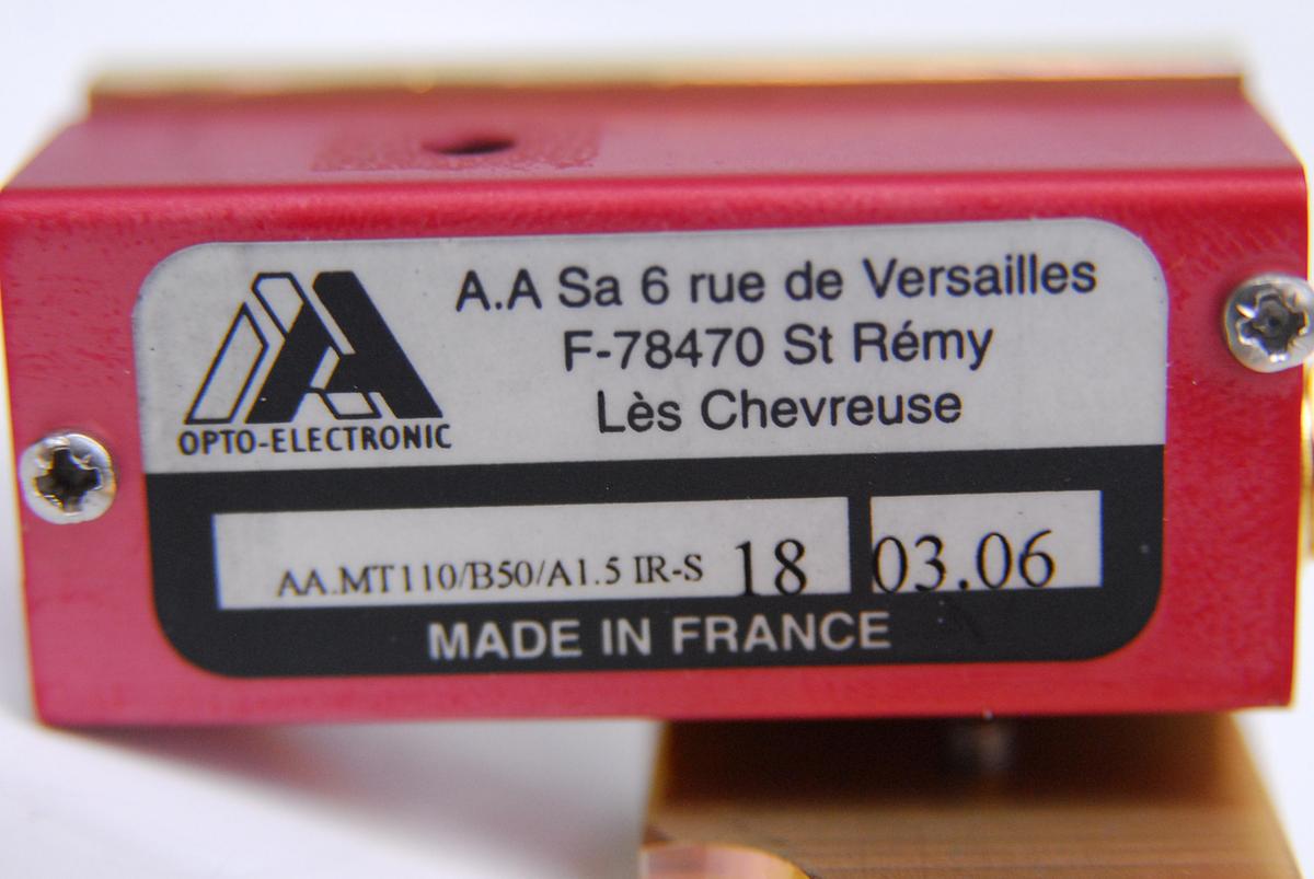 Used AA Opto-Electronic AA.MT110/B50/A1.5 IR-S 110MHz AOM Acousto-Optic Modulator