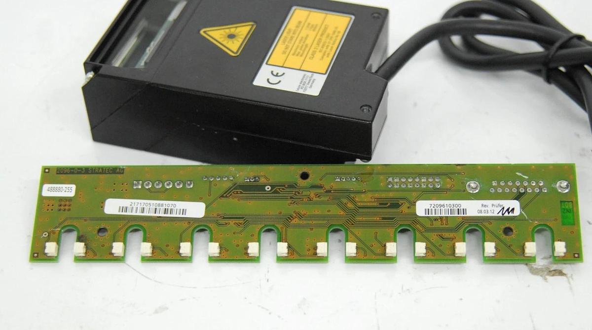 Used Leuze BCL 148.70 50113233 650nm Laser Barcode Scanner W/ Stratec 2096-0-3 Board