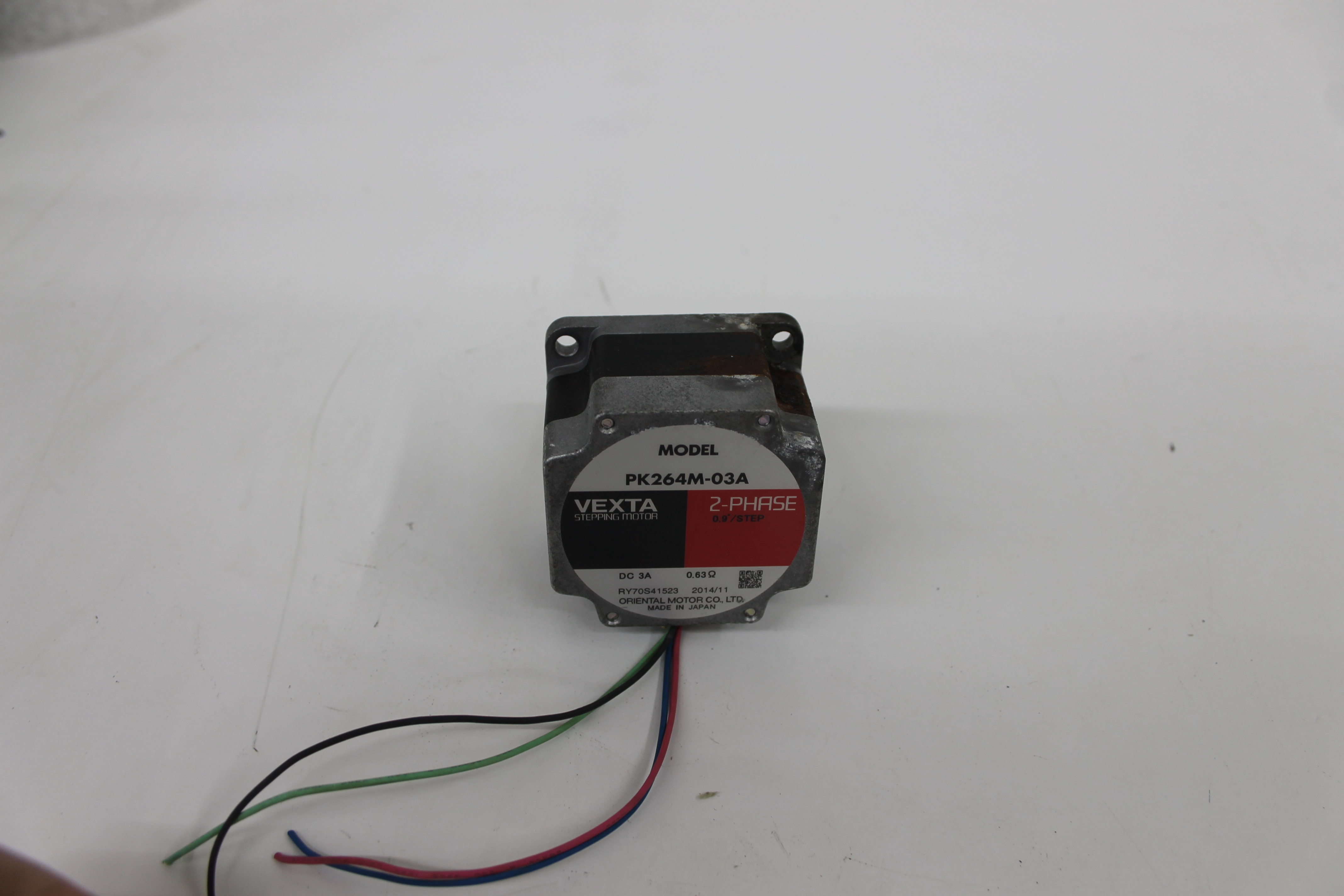Used Vexta PK264M-03A Stepping Motor
