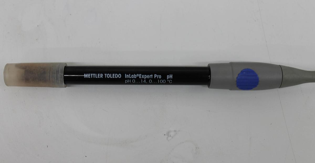 Used Mettler Toledo SevenMulti pH Conductivity Meter w/ Probe and Power Supply