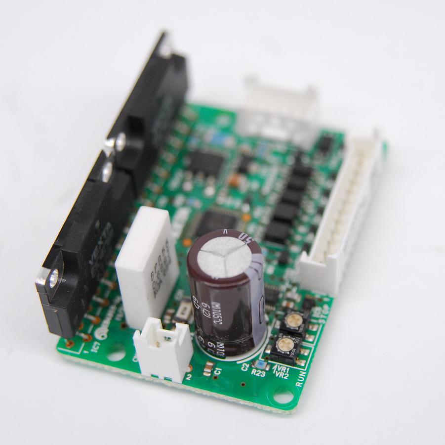 Used Oriental Motor Vexta SD5103P3 5-Phase Driver PK523A-H50 Stepper Motor