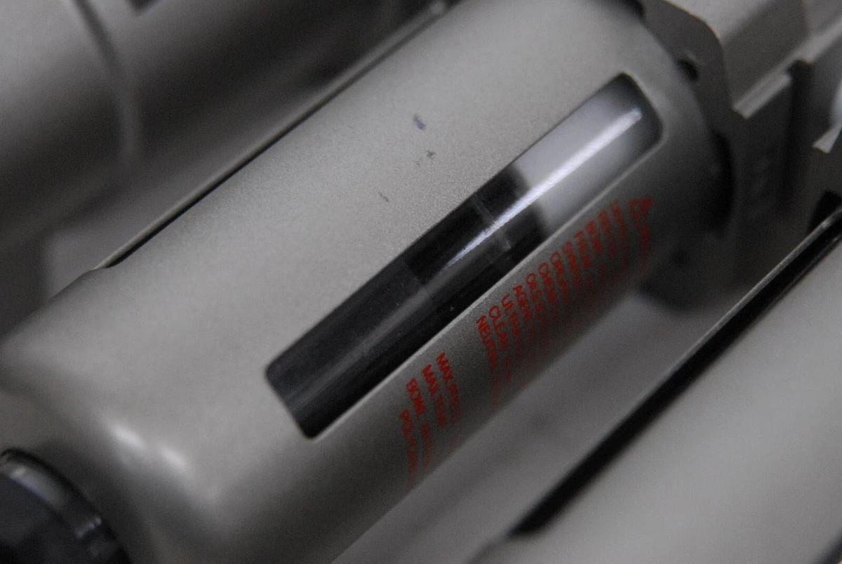 Used SMC AFD30-N02D-Z Micro Mist Separator, AW30-N02DE-Z Regulator,AMG150C-N02D Dryer