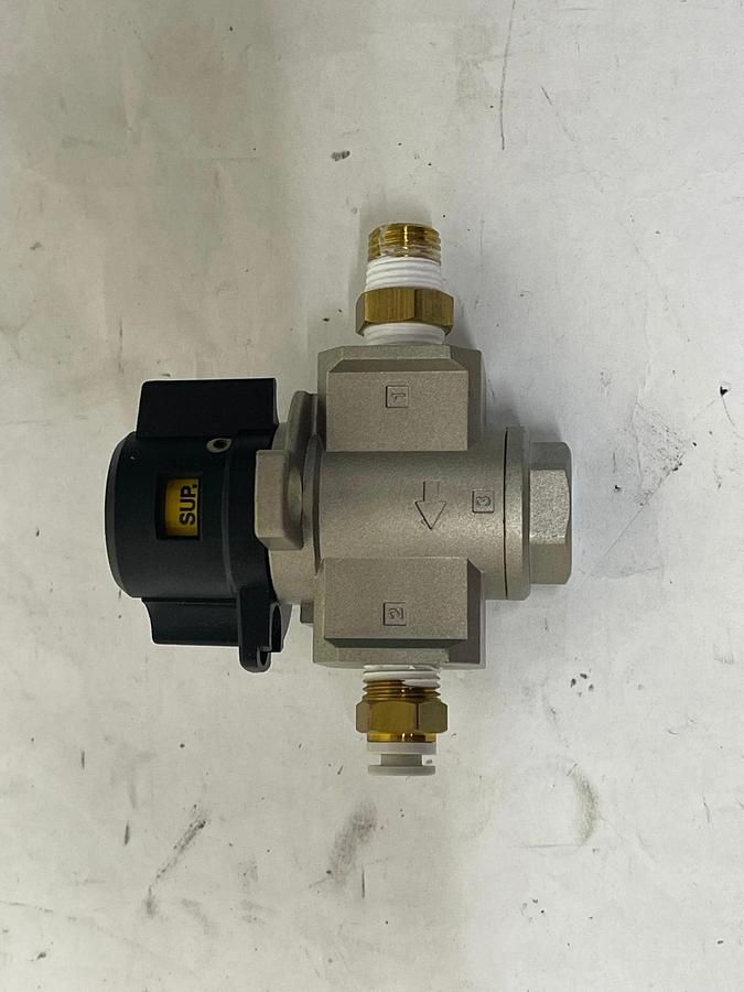 Used SMC VHS30-02-B Single Action Relief Valve
