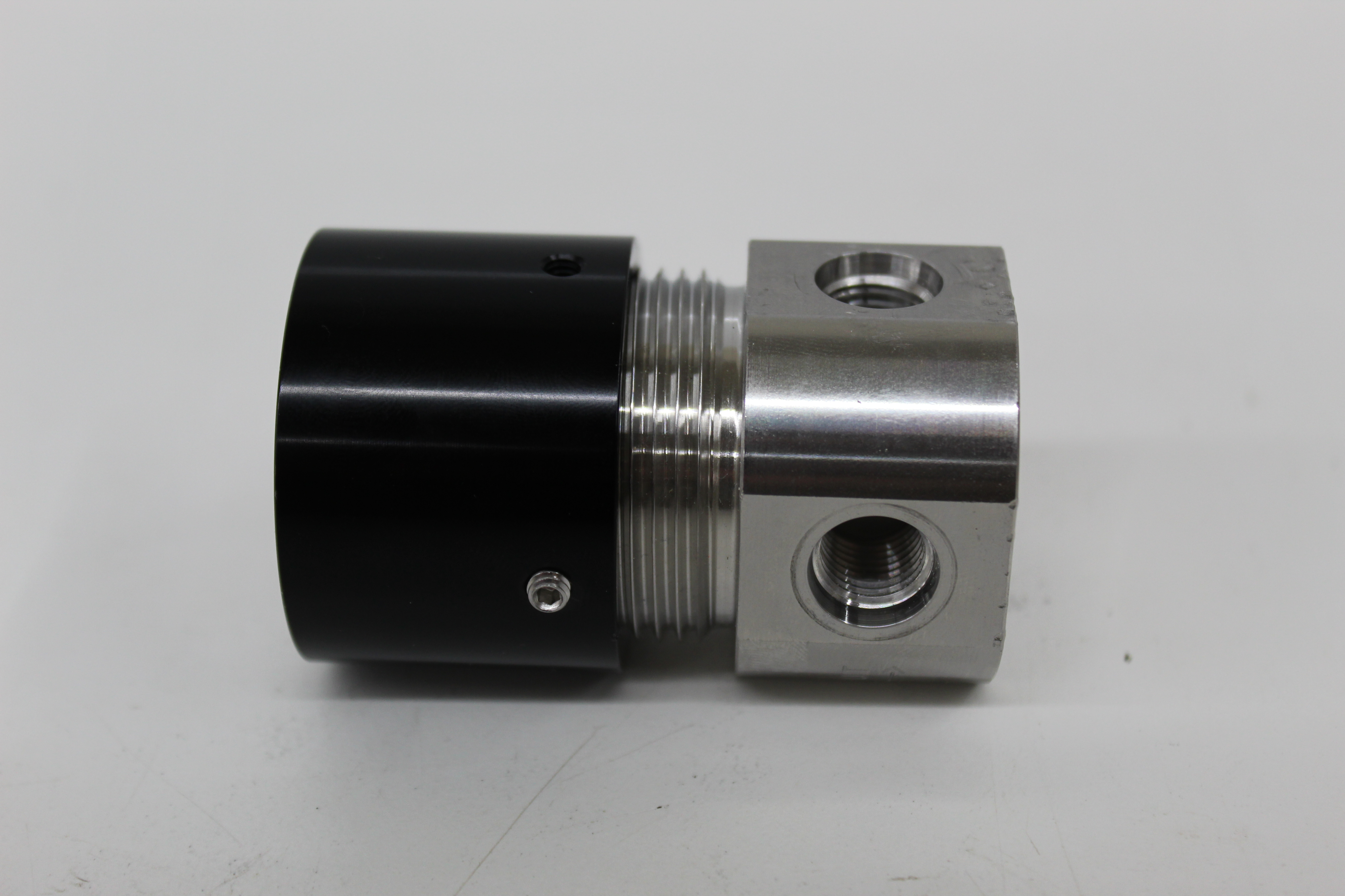 Used TESCOM BB-16PH2KVB4-022 High Pressure Non-Venting Regulator