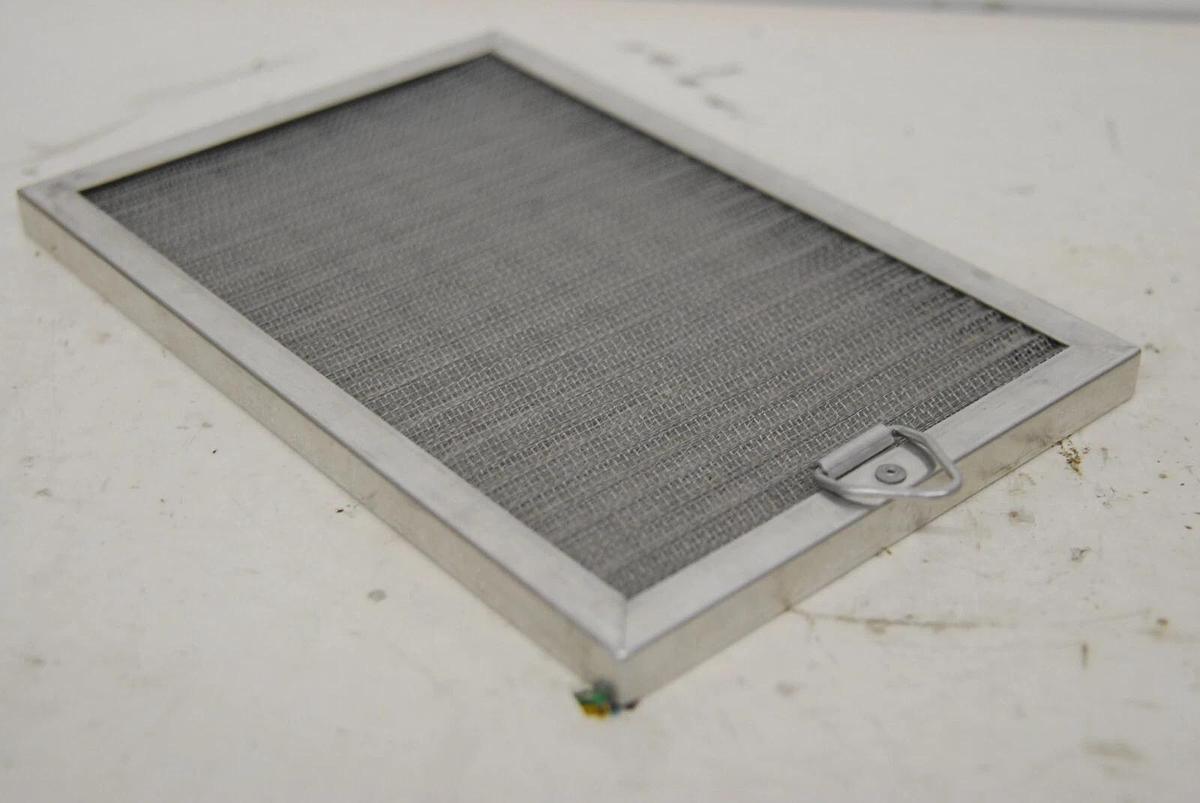 Used Metal Masters MM 9" x 6" x .5" Metal Air Filter