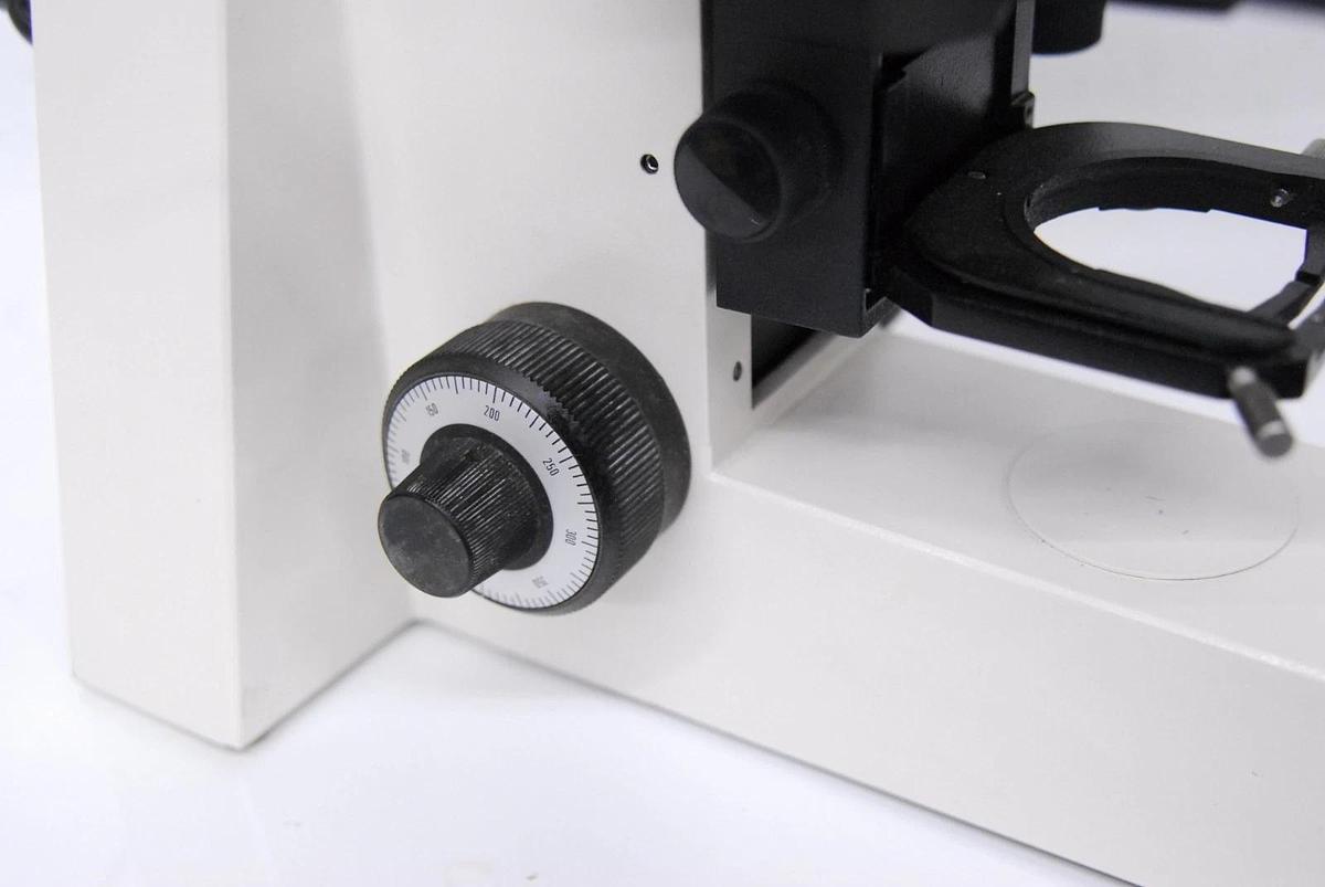 Used Zeiss Axiolab A Microscope W/ Reflective-Light Illuminator H, Epiplan Objectives