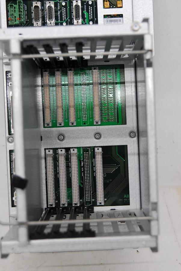 Used ABB 3HAB6372-1 DSQC 330 Controller Backplane