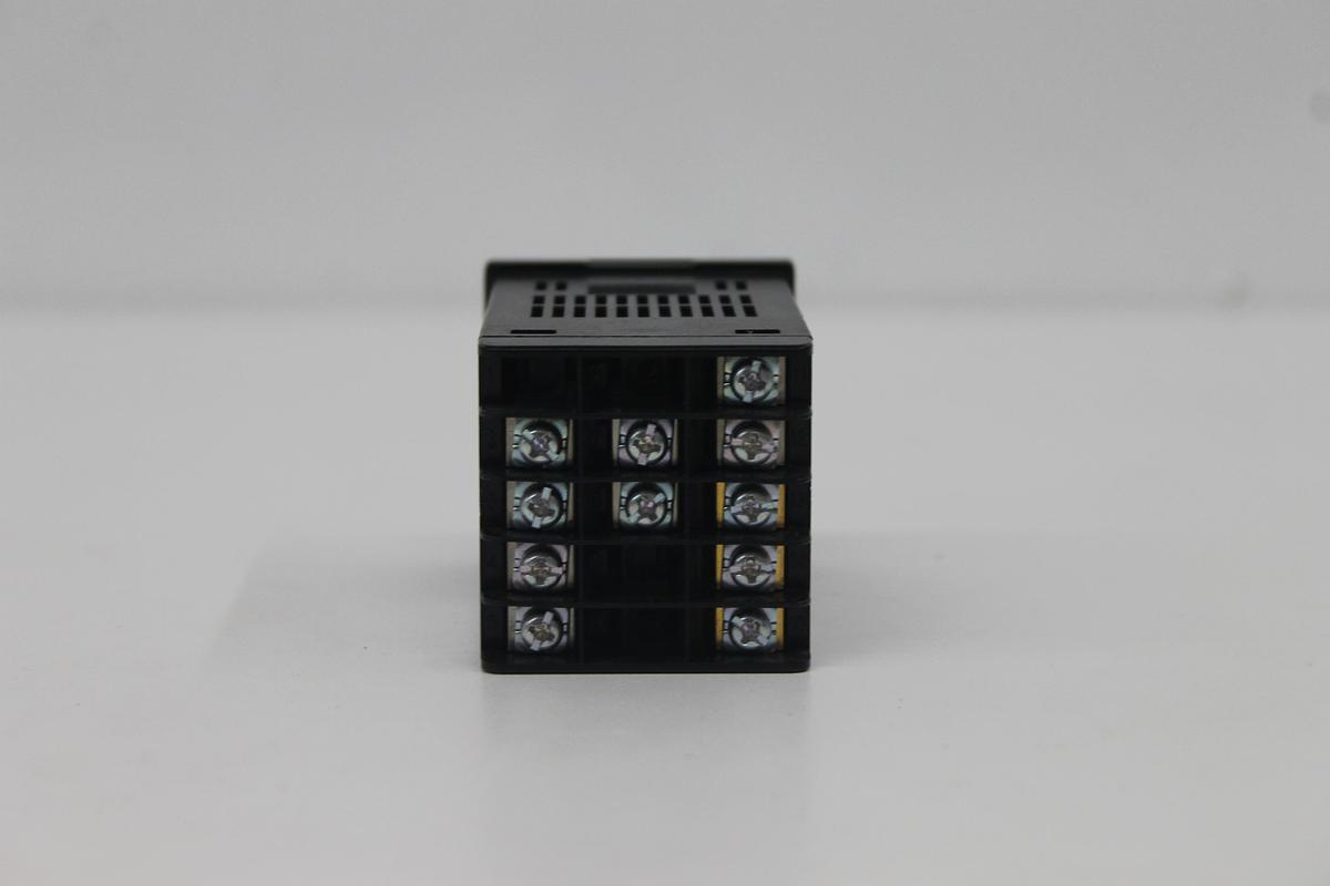 Used TOHO TTM-004 Temperature Controller (TTM-004-P-AM)