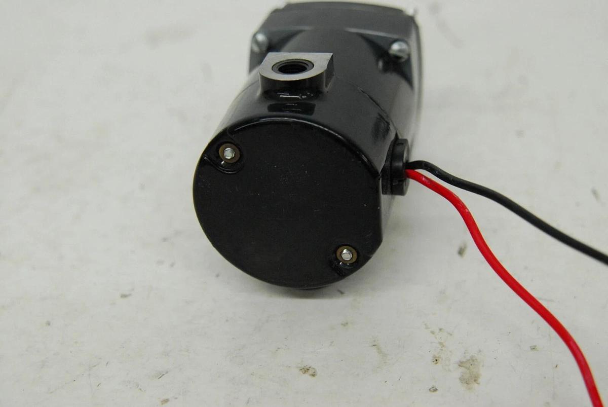 Used BODINE 24Y0BEPM-A2 GEARMOTOR 115V 1/96 HP RPM 83 TORQ 5LB-IN RATIO 30:1