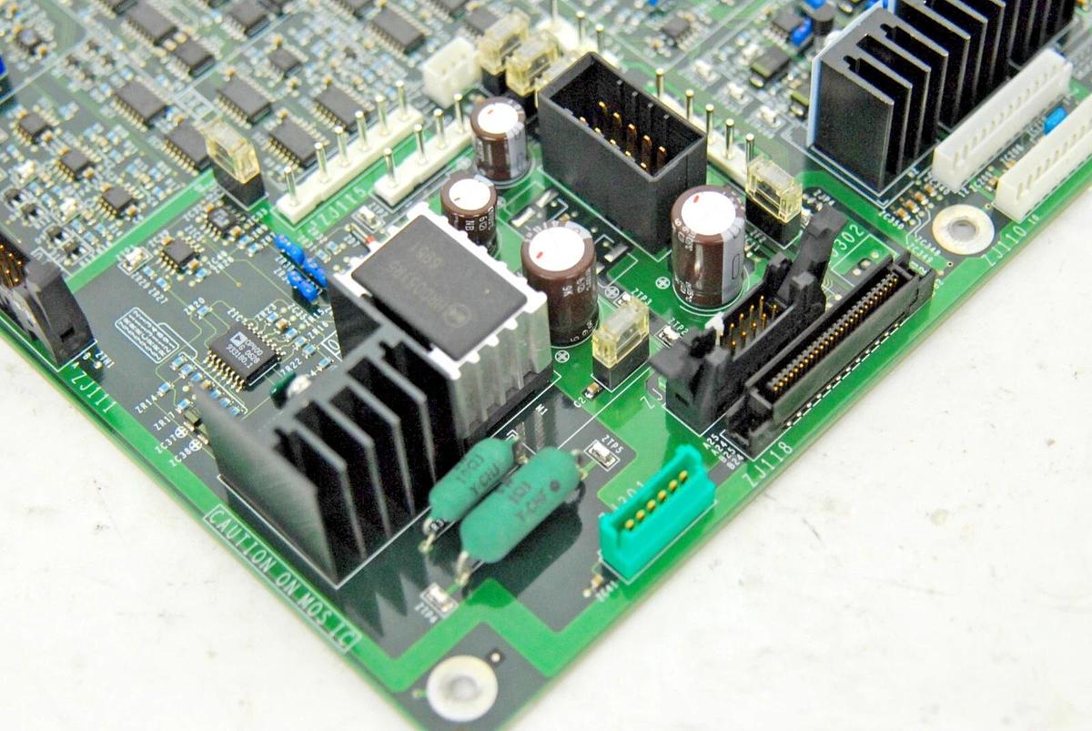 Used Applied Biosystems 3130 - IOPLUS 628-4124 Control Board
