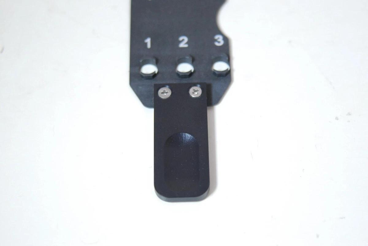 Used Arcturus Veritas 704 Cap Tray Station