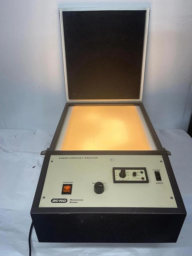 Used Bio-Rad E3820 Contact Printer
