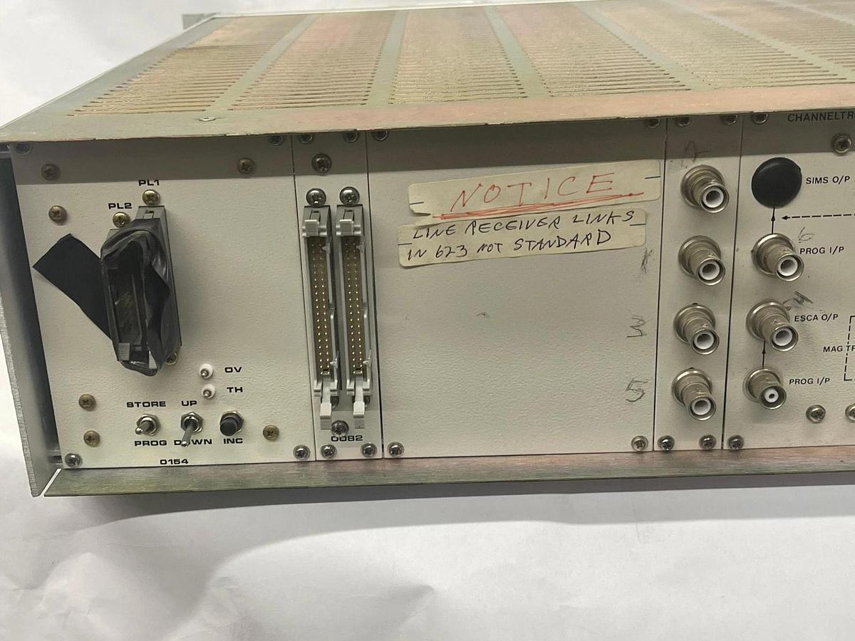 Used Vacgen 623 Magnetic Trim and Channeltron Voltage Controller