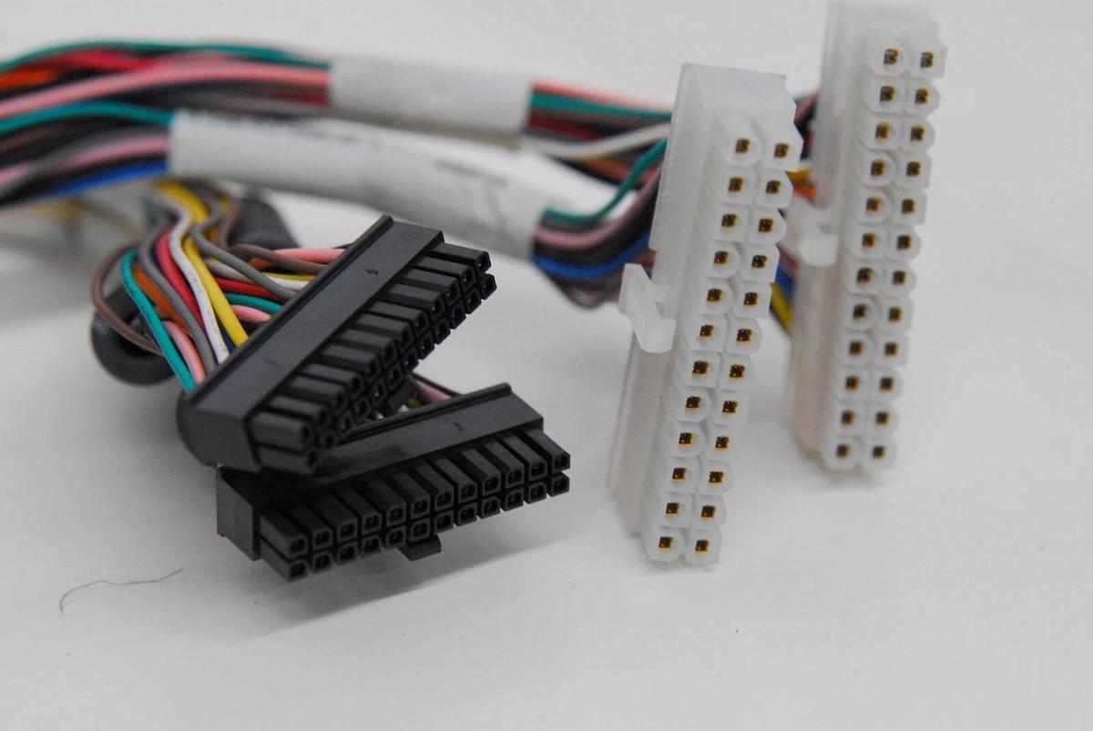 Used Vision BioSystems PCI 4 Axis Stepper Control Card 37.5501.110 W/ Attached Cables