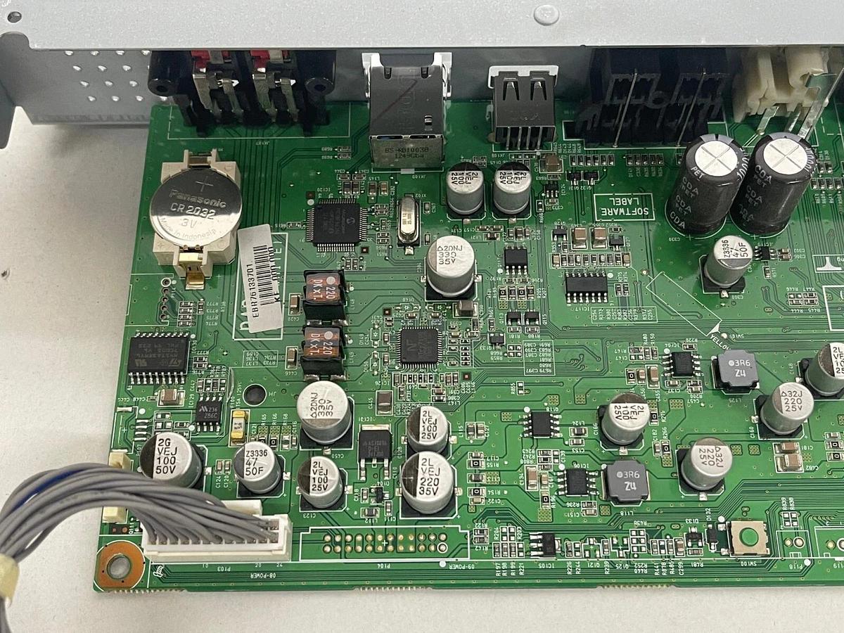 Used LG EBR76133701 Main PCB Assembly (From LG 47VT30MS)