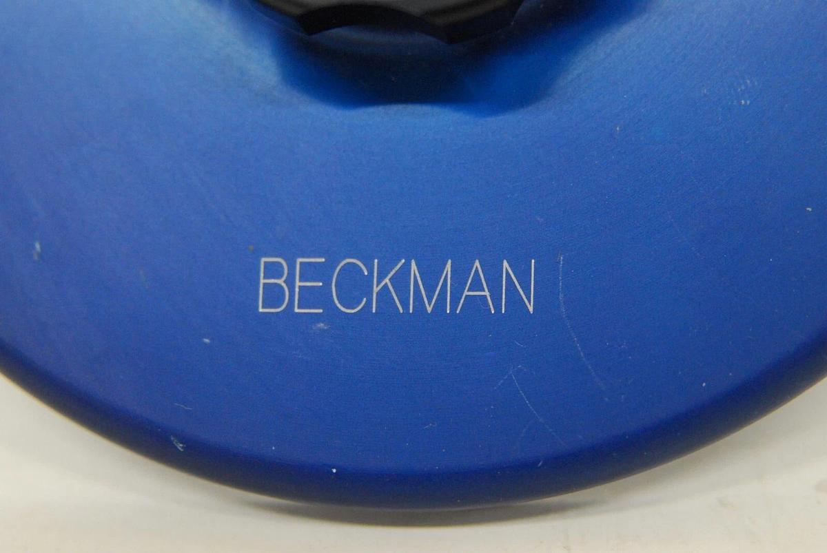 Used Beckman F2402H Fixed Angle Rotor Lid