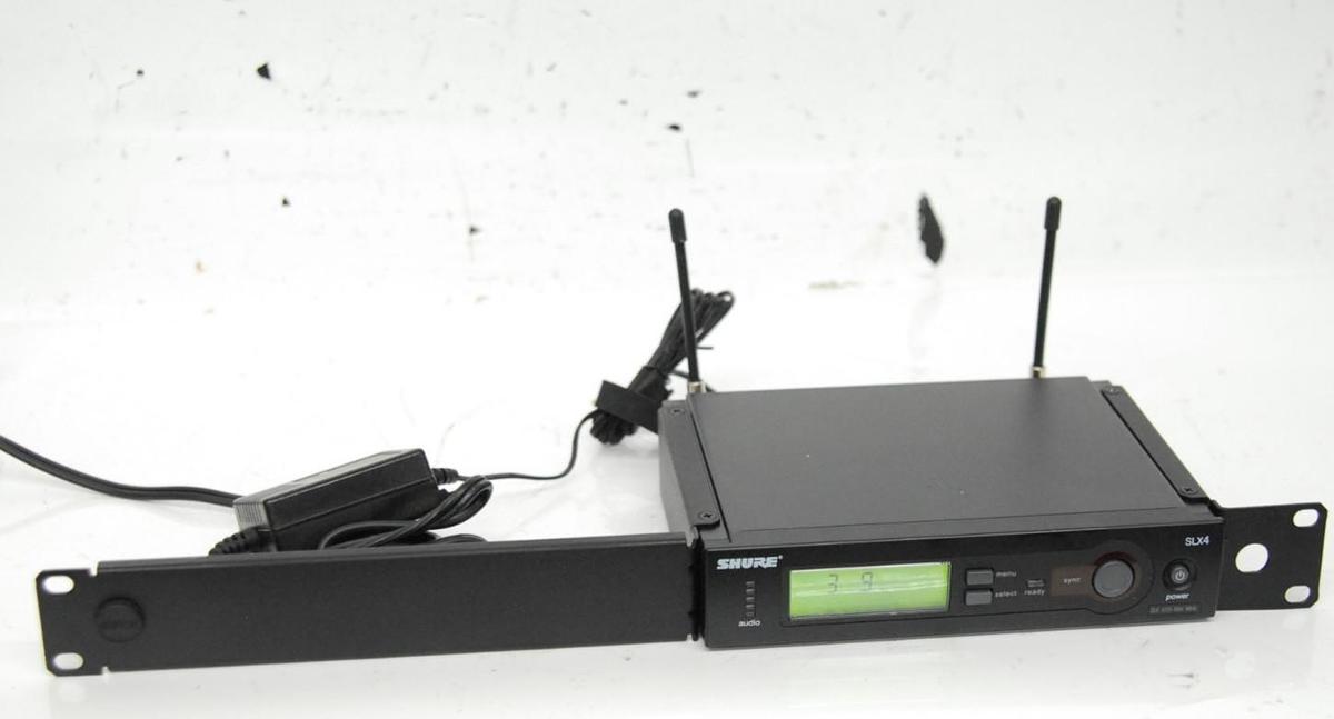 Used Shure SLX4-G4 470-494MHz Wireless Receiver W/ Power Adapter, Antennas, Rack Ears
