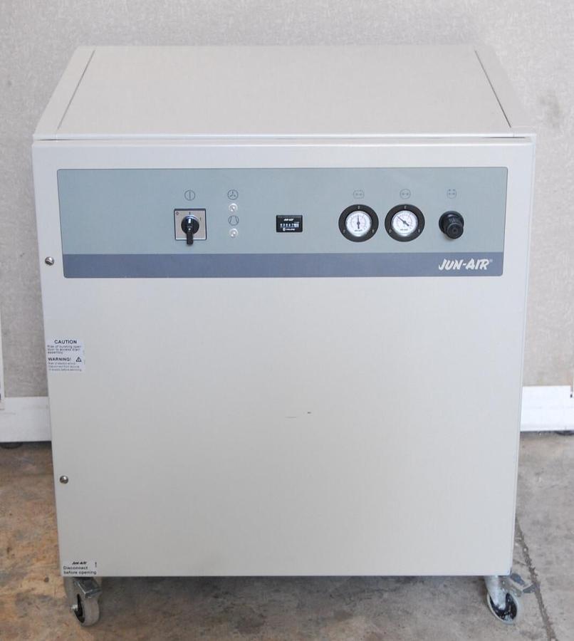 Used JUN-AIR 4000-40M Oil-less Cabinet Air Compressor (40 Liter 120PSI) 1579200