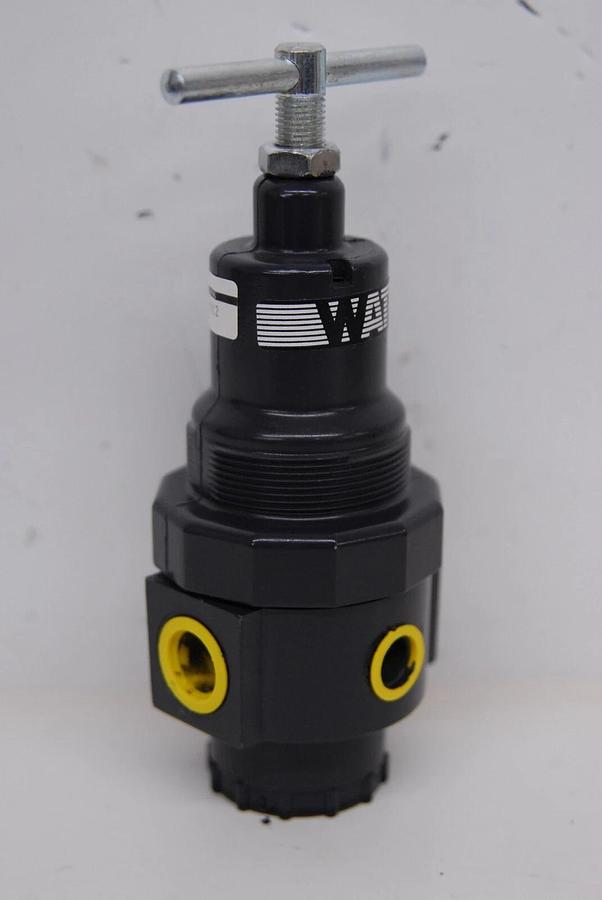 Used Watts R11-03C M3 Compact Regulator
