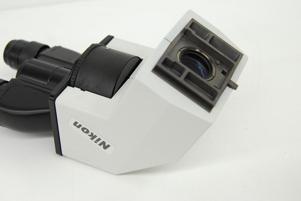 Used Nikon T-TD Binocular Tube D Microscope Head W/ CFI 10x/22 Eyepiece Set (TE2000)