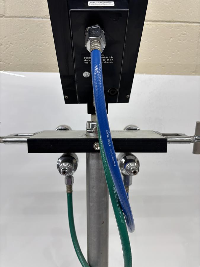 Used Matrx MDM Dental Nitrous Oxide Flowmeter with Pressure Gauges and Cart
