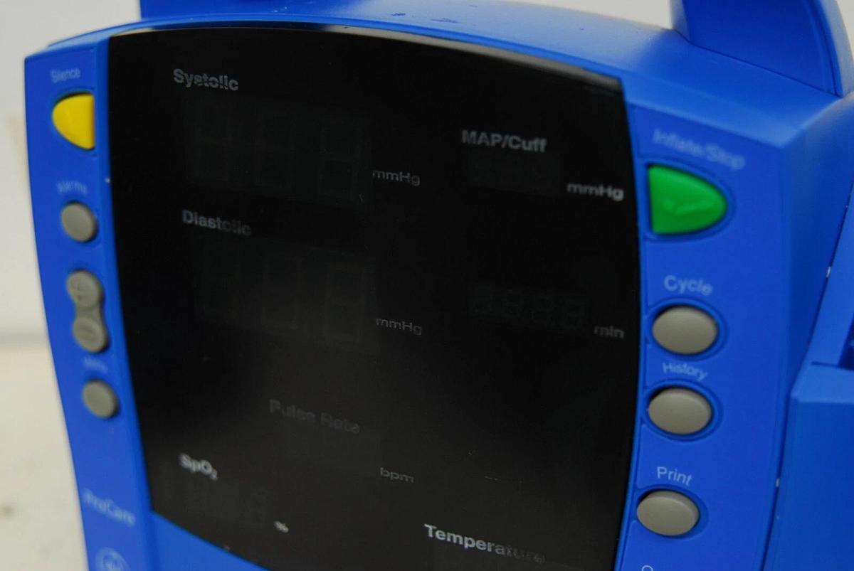 Used GE Dinamap ProCare 400 (DPC400NR) W/ Power Adapter- READ DESCRIPTION