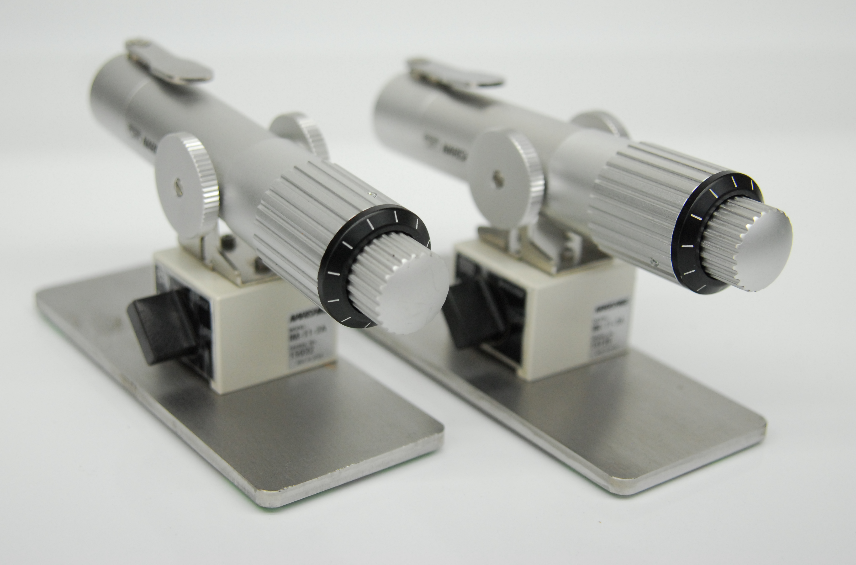 Used Narishige IM-11-2A Pneumatic Microinjectors w/ HI-9 Holders Magnetic Bases - Lot of 2