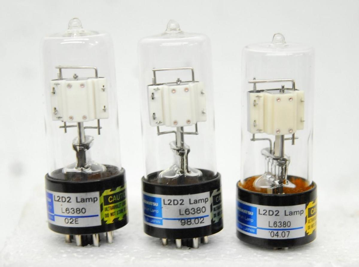 Used Hamamatsu L2D2 Deuterium Lamp L6380 (Shimadzu 062-65055-05) - Lot of 3