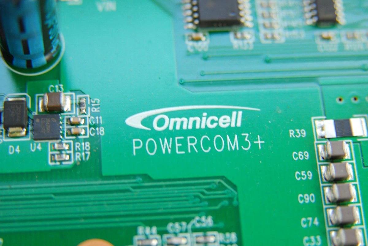 Used Omnicell 40-1050 POWERCOM3+ Control Board