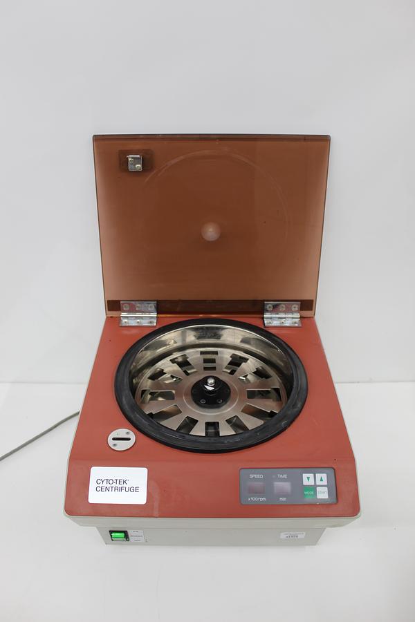 Used Cyto-Tek Cytocentrifuge Model 4325 2500RPM