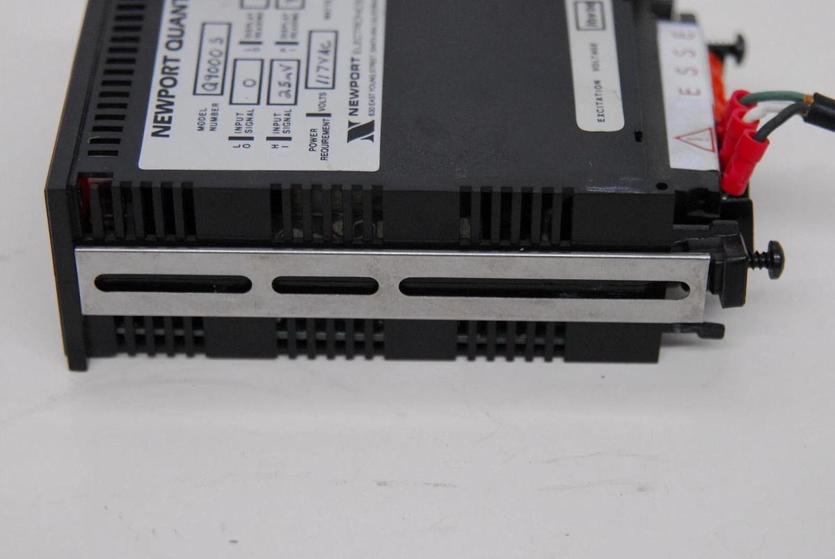 Used Newport Quanta Q9000-S 4-Digit Digital Panel - TESTED