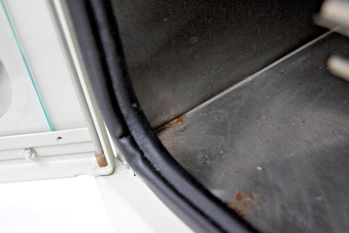 Used UVP 95-0031-01 HybriLinker HL-2000 Digital Hybridization Oven w/ UV Crosslinker