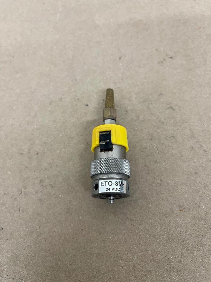 Used Clippard EOT-3M 3 Way Electric Valve